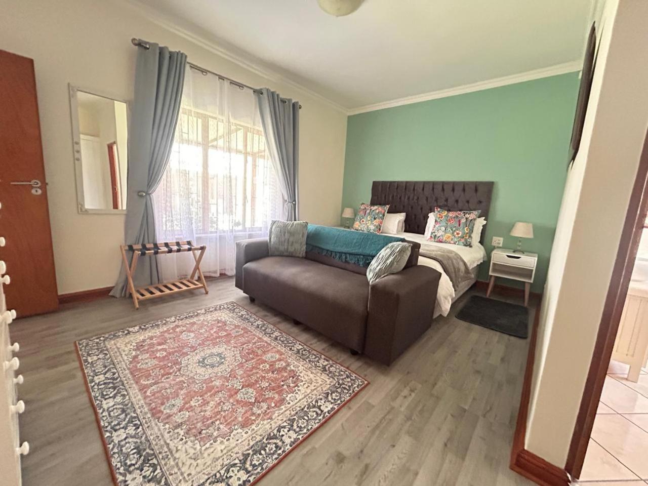 Mirihof Retreat And Olive Estate Hotel Монтегю Екстериор снимка